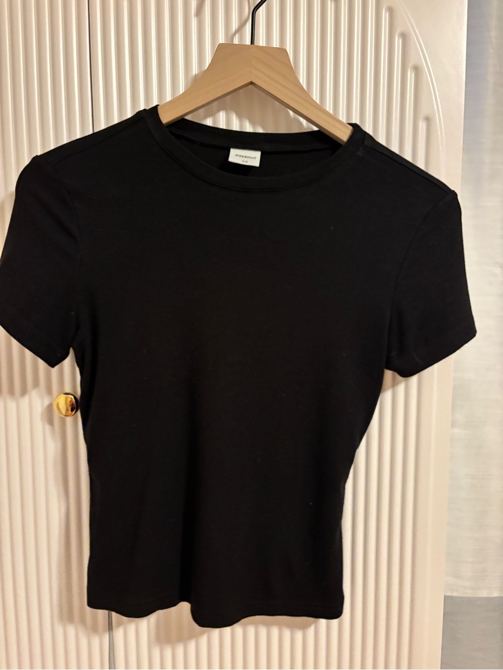 Amazon Black Short Sleeve Crewneck Tee